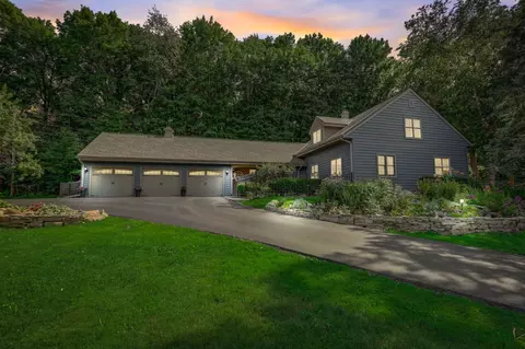 w224s5330 Guthrie, Waukesha, WI 53189