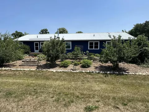 7305 S Pne, Burlington, WI 53105