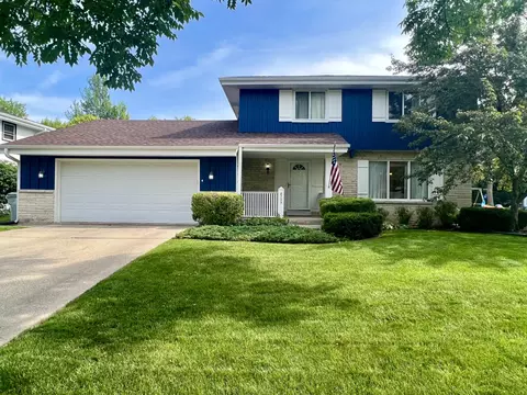 8725 W Greenwood, Milwaukee, WI 53224