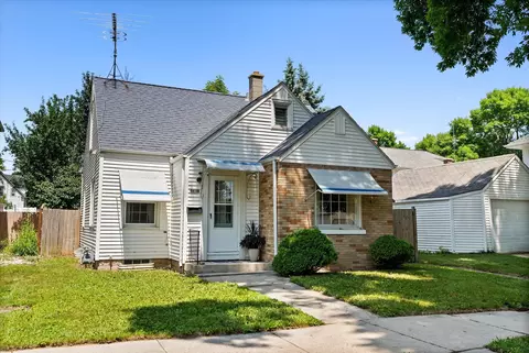 1614 Ontario, Sheboygan, WI 53081