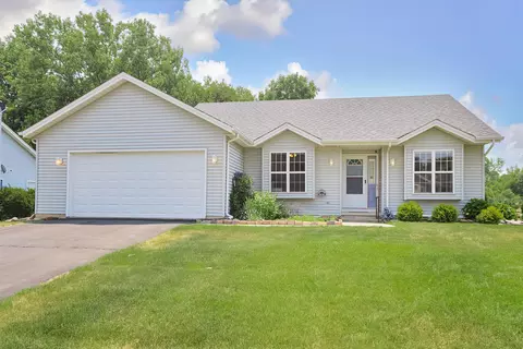 470 Garrison, Lake Geneva, WI 53147