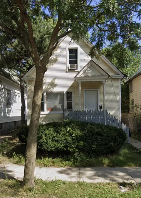 3174 N 11th, Milwaukee, WI 53206