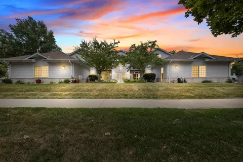 6105 S Creekside #5, Cudahy, WI 53110