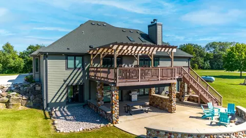 w395s4299 County Road Z, Ottawa, WI 53118