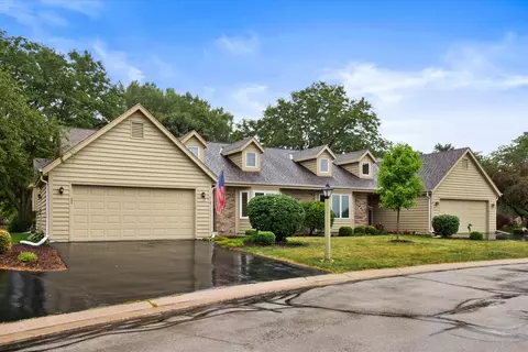 940 Lansdowne, Brookfield, WI 53045