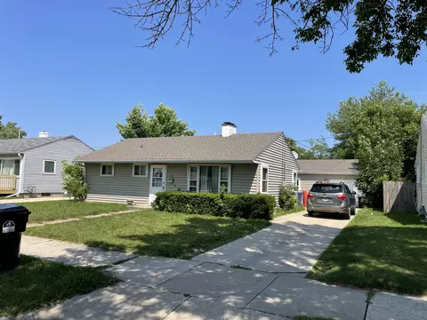 1719 Arcturus, Racine, WI 53404