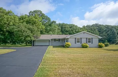 624 Mount Snowdon, Wales, WI 53183