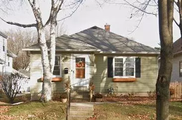 4520 N Morris, Shorewood, WI 53211