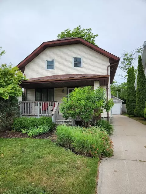 1814 S 10th, Manitowoc, WI 54220