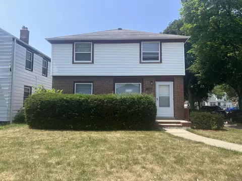 3877 N 36th #3879, Milwaukee, WI 53216