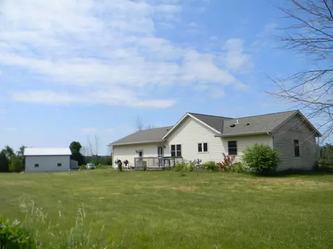 n5226 Oak Road, Plymouth, WI 53073