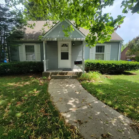 7421 43rd, Kenosha, WI 53142