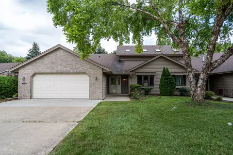 6235 Hilltop, Mount Pleasant, WI 53406