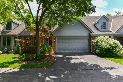 722 Elm Grv, Elm Grove, WI 53122
