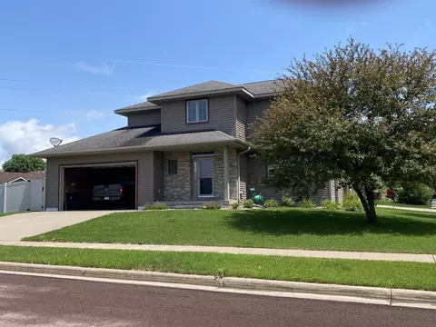 1503 Birka, Onalaska, WI 54650