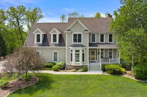 n74w16055 Stonewood, Menomonee Falls, WI 53051
