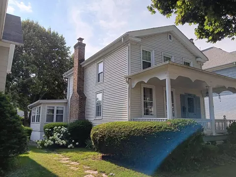 1712 Park, Racine, WI 53403