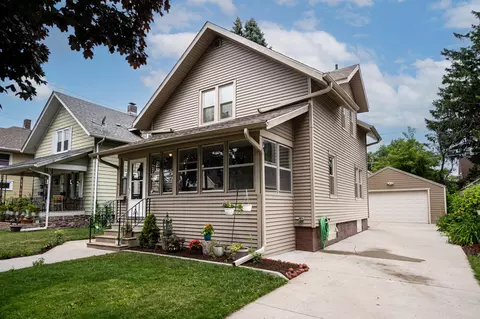 1700 72nd, Kenosha, WI 53143