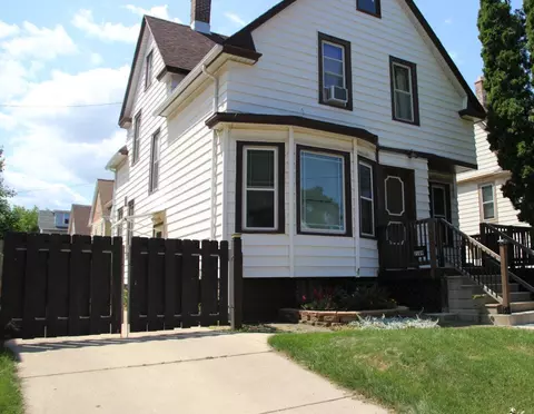 2109 S 24th, Milwaukee, WI 53215