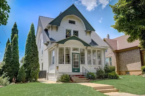3739 E Cudahy, Cudahy, WI 53110