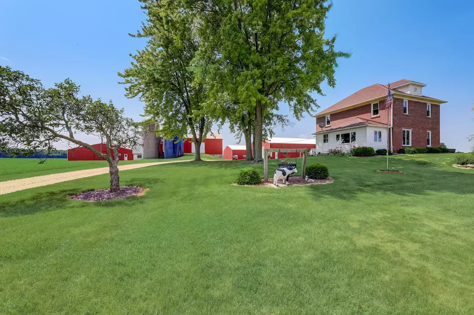  5181 Hillcrest, Addison, WI 53095 photo 1