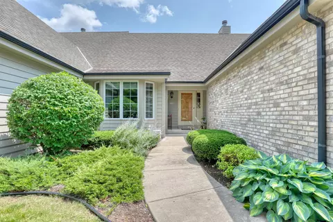 500 S Mcpride #B, Brookfield, WI 53045