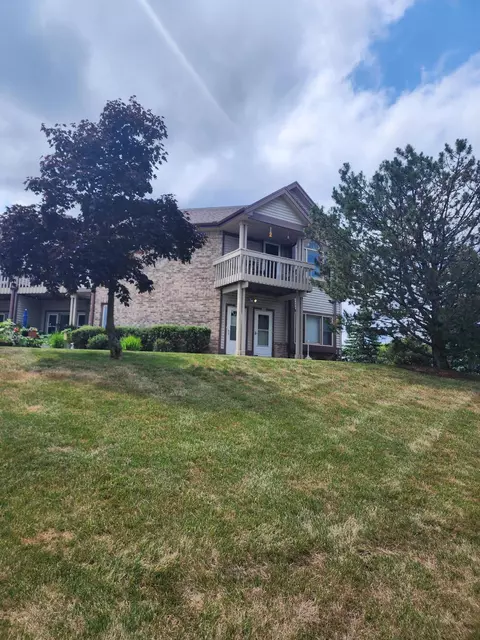 3504 W Rawson, Franklin, WI 53132