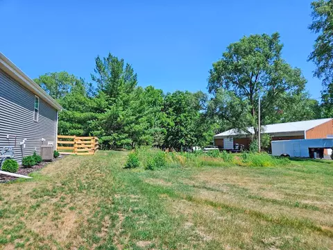 Lt3 Roberts, Dousman, WI 53118