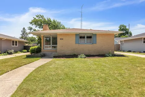 3515 87th, Kenosha, WI 53142