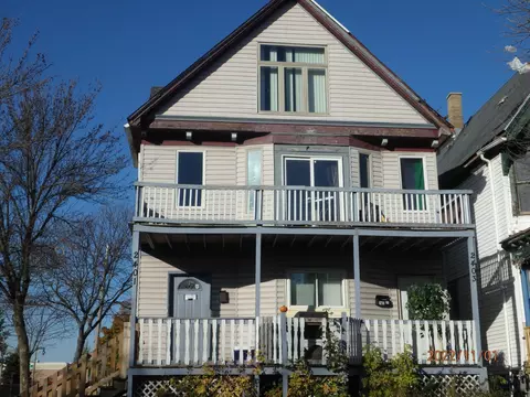 2401 N 34th #2403, Milwaukee, WI 53210