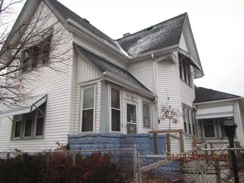 612 W Meinecke #612A, Milwaukee, WI 53212
