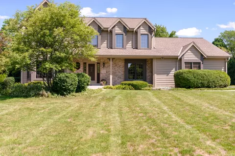 12440 Gremoor, Elm Grove, WI 53122
