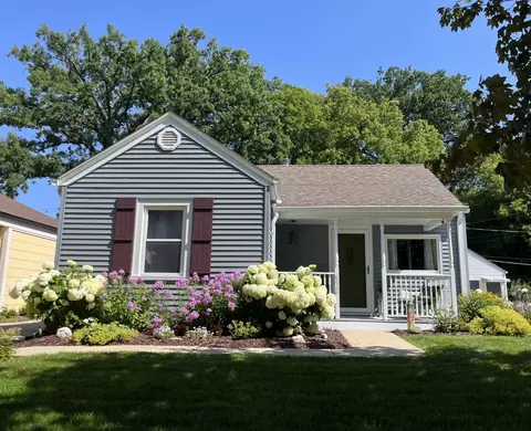 6020 W Martin, Wauwatosa, WI 53213