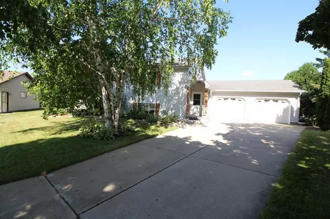 1004 Kraemer, Watertown, WI 53098