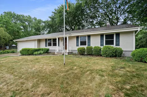 1101 Burr Oak, Waukesha, WI 53189
