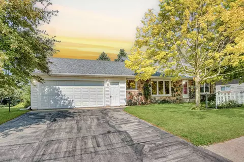 366 S Jackson, Valders, WI 54245