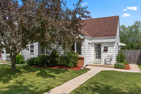 2854 S 49th, Milwaukee, WI 53219