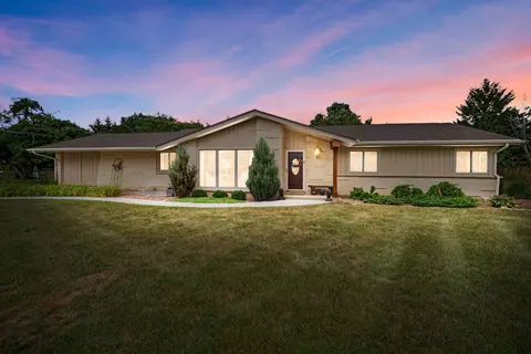 18100 Logan, Brookfield, WI 53045