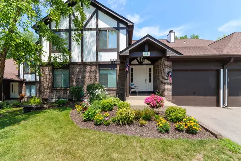 27 Driftwood #D, Williams Bay, WI 53191