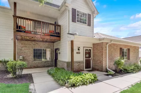 14820 W Arrowhead, New Berlin, WI 53151