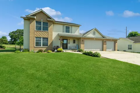 346 Stohr, Twin Lakes, WI 53181