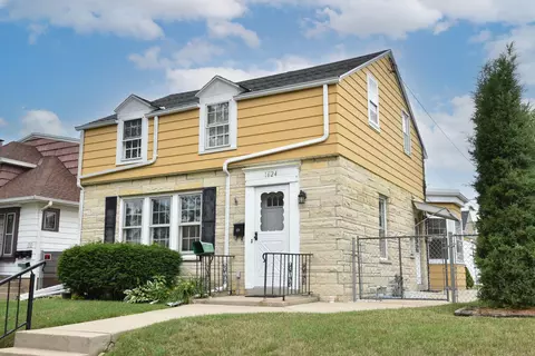 1624 S 55th, West Milwaukee, WI 53214