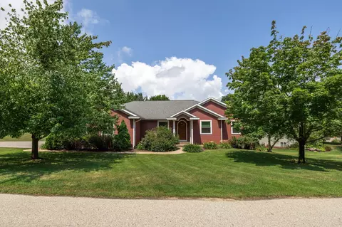 1520 Highland Mdws, Sparta, WI 54656