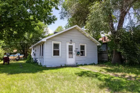 2516 E La, La Crosse, WI 54601