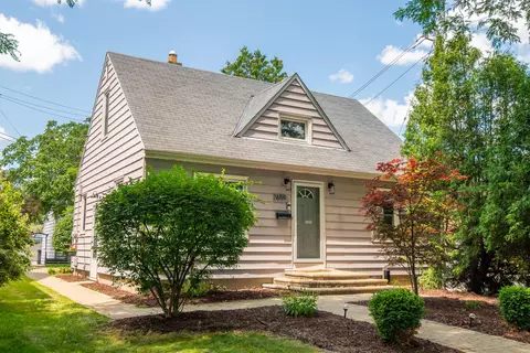2659 N 75th, Wauwatosa, WI 53213