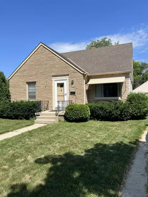 1964 S 91st, West Allis, WI 53227
