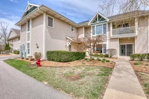 6170 Walnut #101, Cudahy, WI 53110