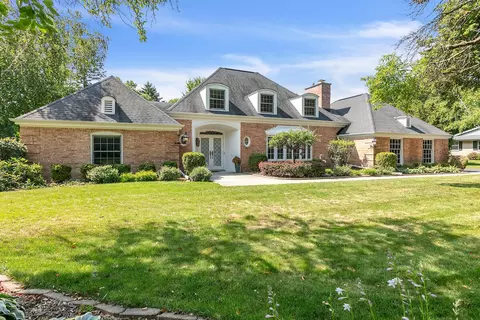 13055 Lee, Elm Grove, WI 53122