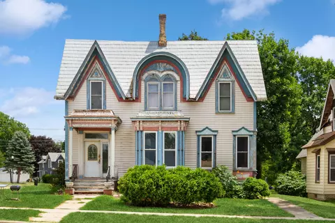 218 Baldwin, Sharon, WI 53585