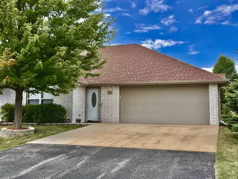 830 Dylan, Elkhorn, WI 53121